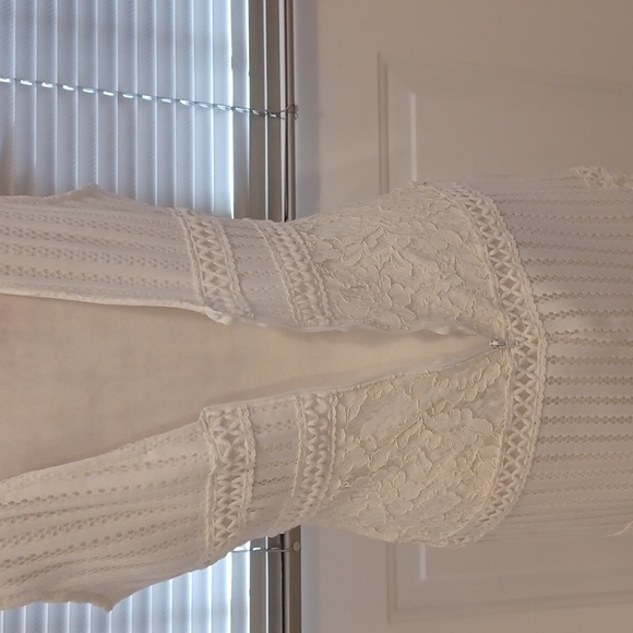 2/$50 White Lace Low-Cut Dress - Size Large - Picture 5 of 7